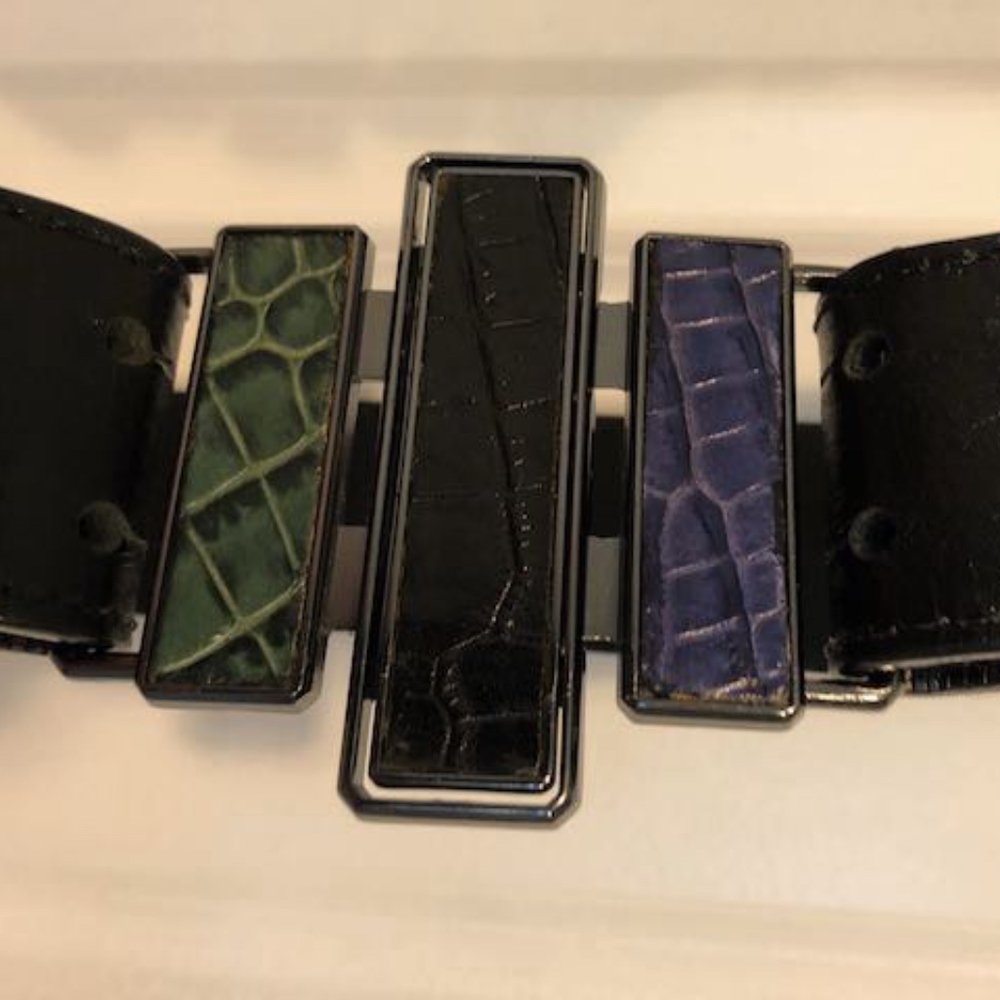 AREZZO gorgeous genuine leather belt- S to M